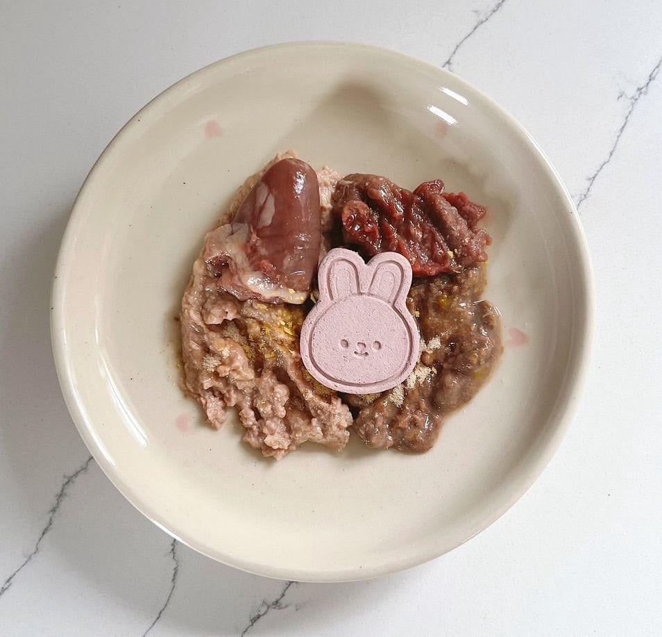 Cute Characters Variety Pet Treats 10 pcs