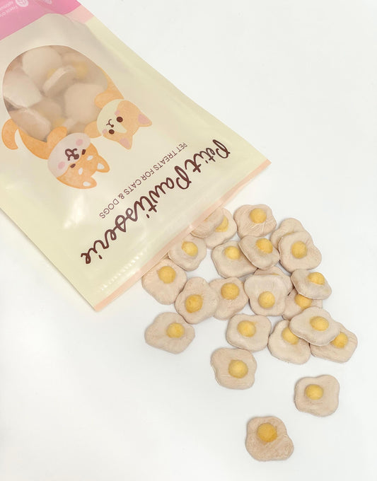 Petit Pawtisserie freeze-dried egg pet treats – healthy, high-protein snacks for cats and dogs