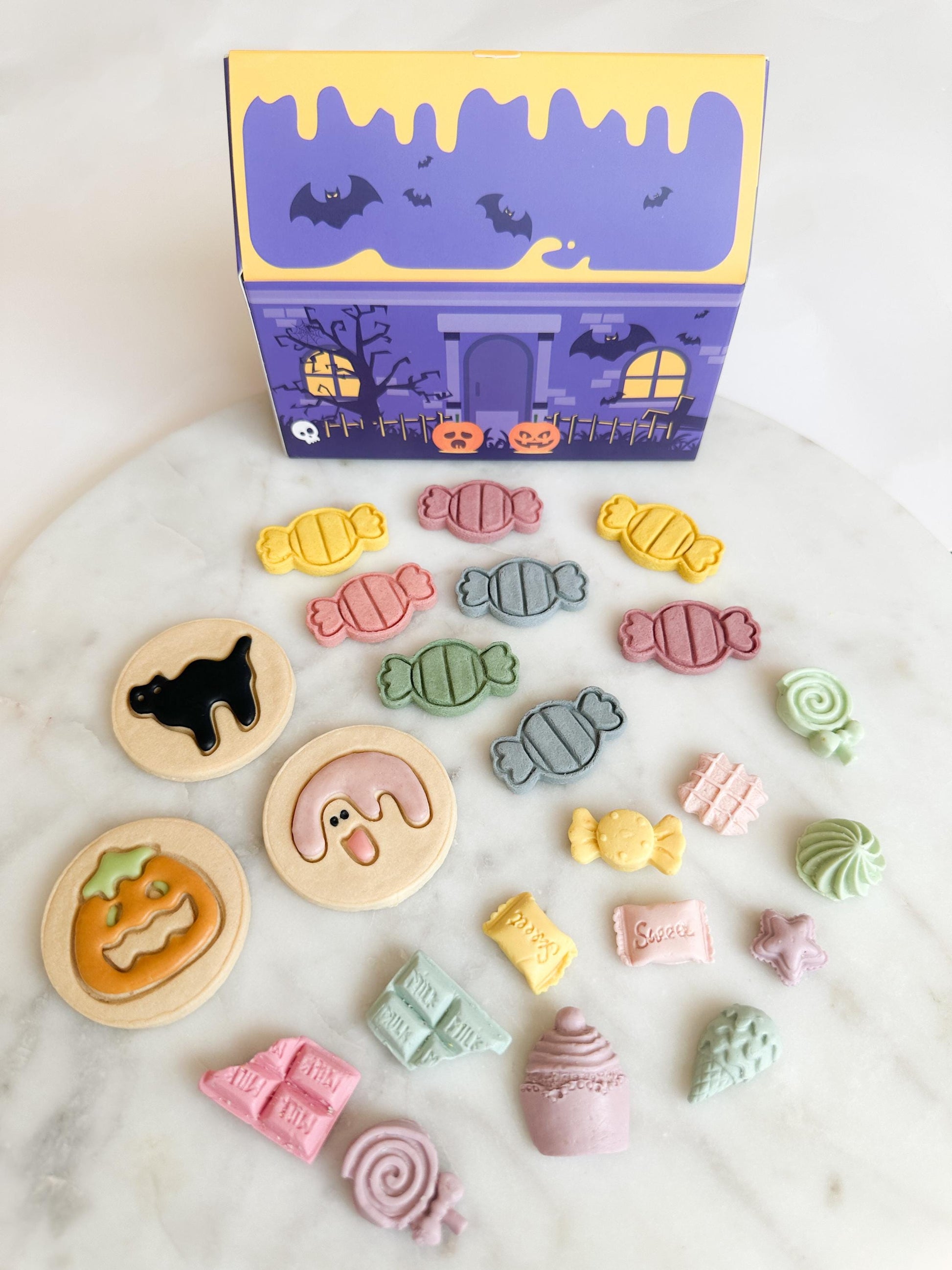 Halloween Haunted House Pet Treats Bundle