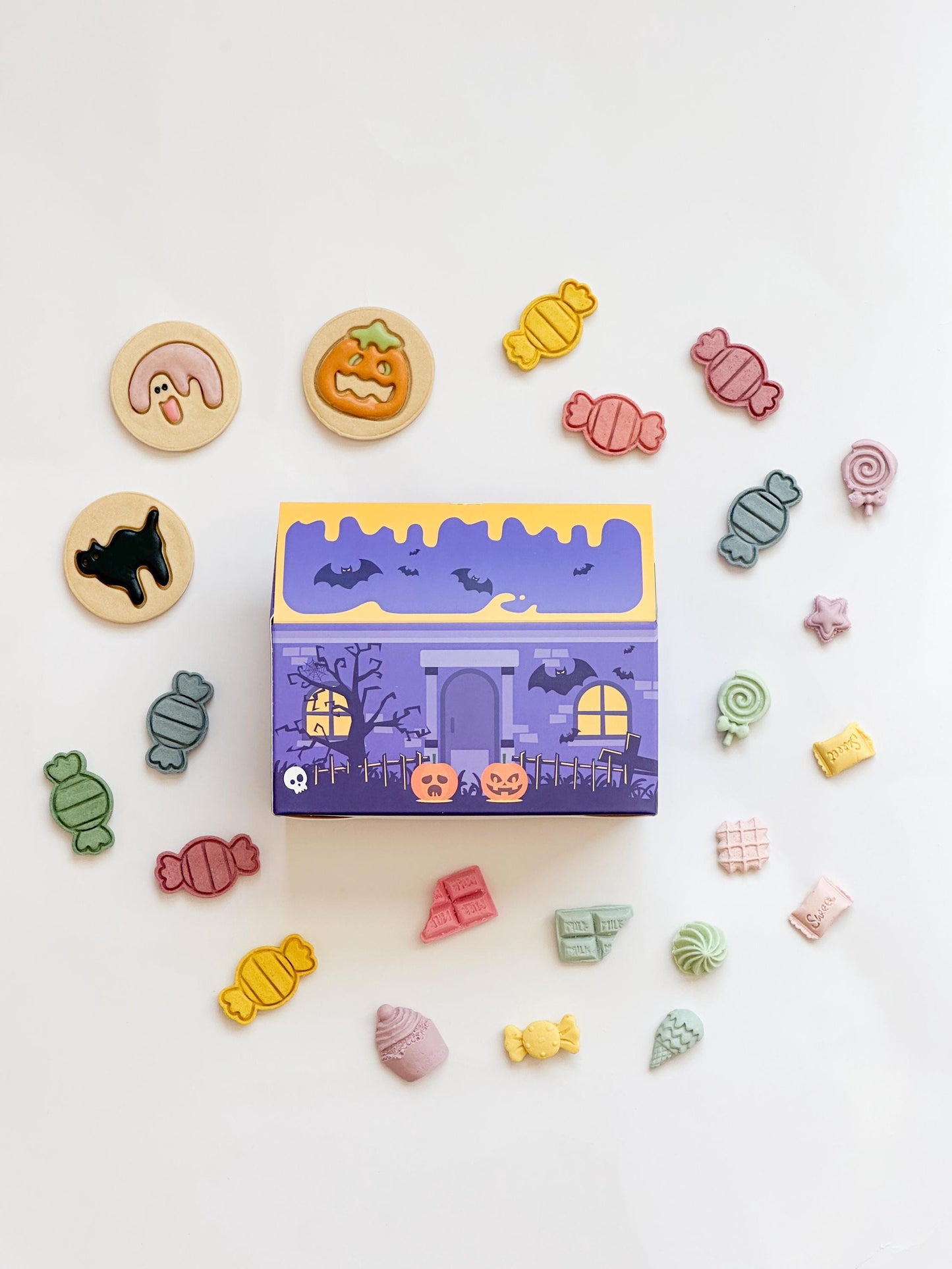 Halloween Haunted House Pet Treats Bundle