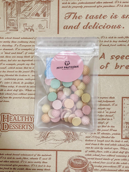 Multicolor Yarn Ball Chicken Pet Treat 1 oz