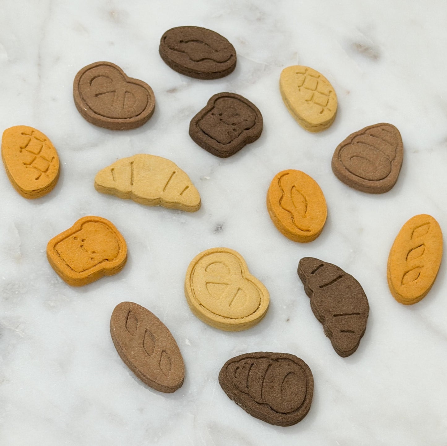 Bakery Bread Pet Treats 14 pcs