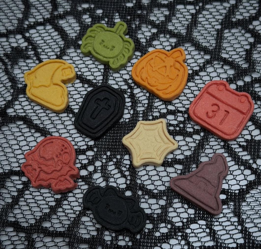 Halloween Variety Pet Treats 9 pcs
