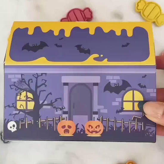 Halloween Haunted House Pet Treats Bundle